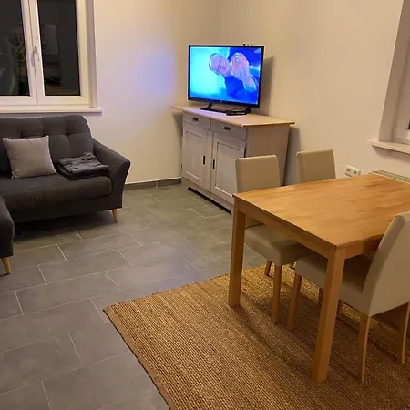 Appartement Monteurwohnung In 94405