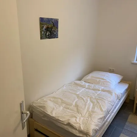 Monteurwohnung In 94405 Apartment *